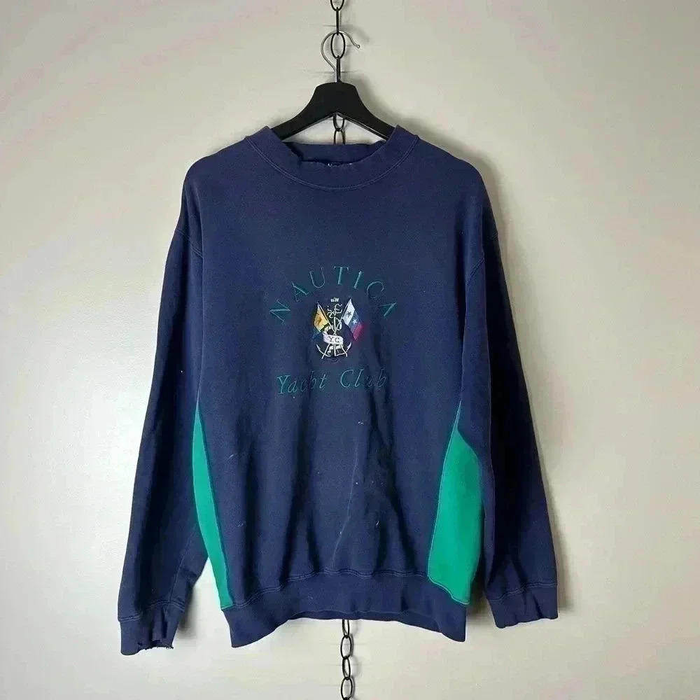 Vintage Nautica Yacht  Club Distressed Crewneck Medium